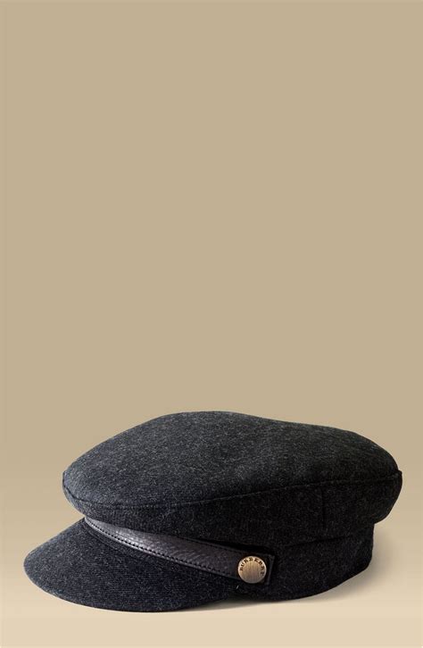 Burberry newsboy hat